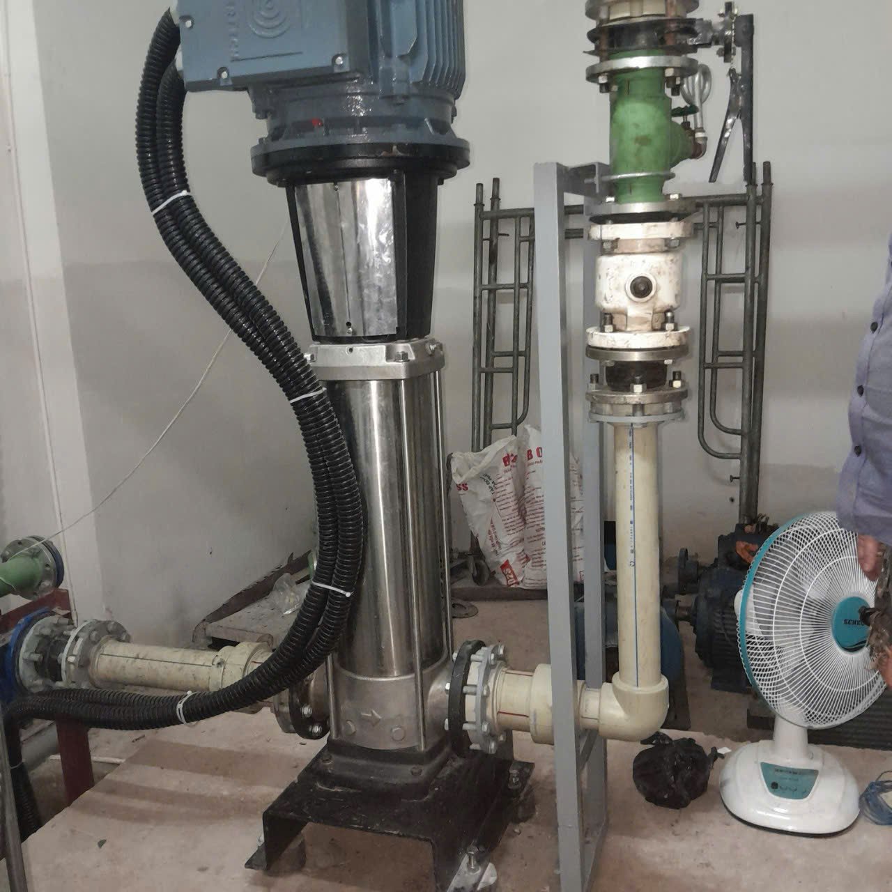 Lắp đặt bơm trục đứng inox - Hệ thống cấp nước